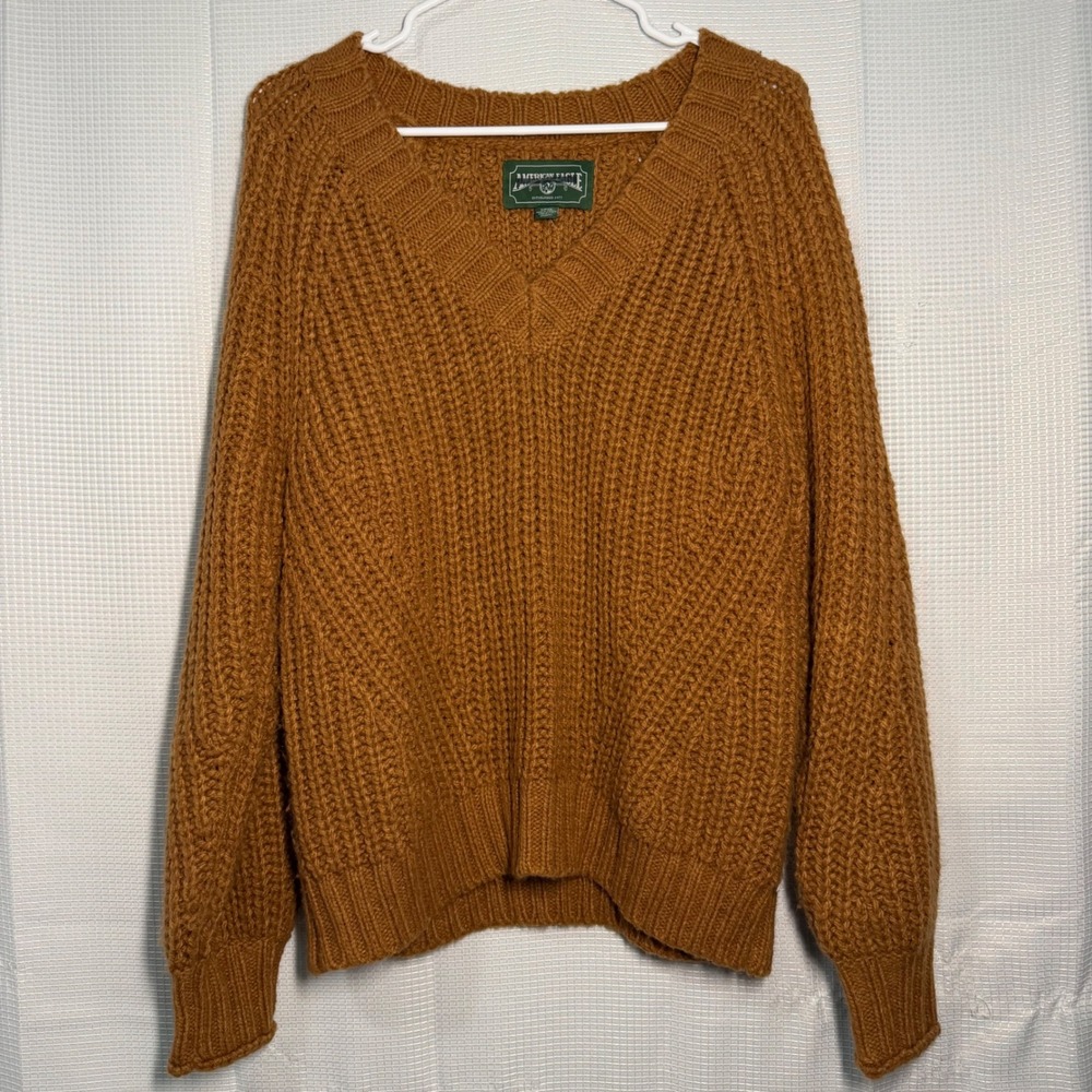 American Eagle Sweater Small Light Brown V-Neck Chunky Knit Pullover